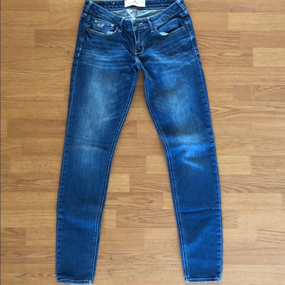 Hollister Medium-Wash Denim Skinny Jeans